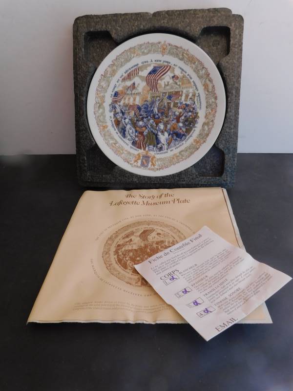 lot 1069 image: Lafayette Museum Plate