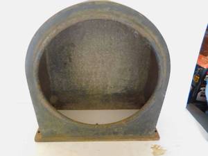 lot 1086 image: Vintage Clock Housing