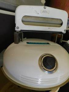 lot 1032 image: Portable Washing Machine