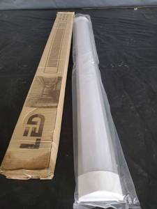 lot 7648 image: LED Fluorescent Lamp