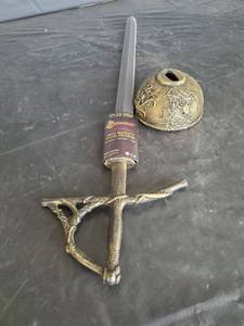 lot 7683 image: Calimacil Foam Weapon