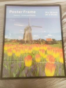 lot 1641 image: Poster Frame 16x20 inch