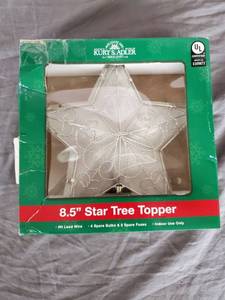 lot 1692 image: 8.5 Star Tree Topper