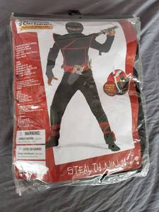 lot 1715 image: California Costumes Stealth Ninja Costume
