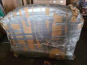 lot 1535 image: Boyd Sleep Umbria Upholstered Platform Daybed and Pull Out Guest Trundle