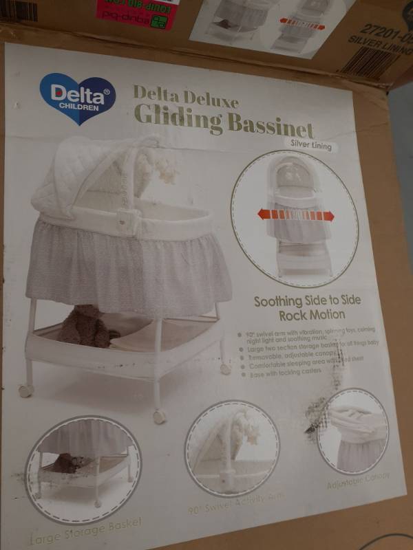 smooth glide bassinet