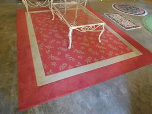 lot 8017 image: Large Rug