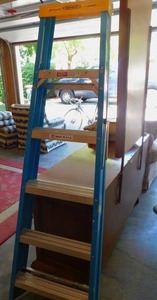 lot 8038 image: Folding Ladder