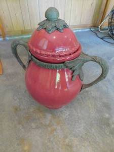 lot 8030 image: Large Decorative Vase