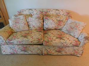 lot 8026 image: Laura Ashley Designed 2-Seat Cushion Sofa