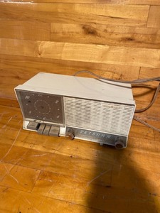 lot 2044 image: General Electric Model C-425A