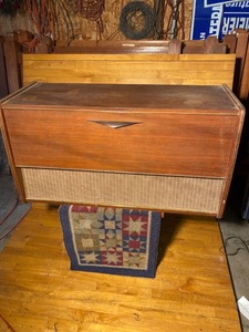 lot 2046 image: Vintage Telefunken Hi Fi System Model 504