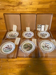 lot 2077 image: Lof of 6 Royal Worcester Water Birds of North America