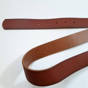 lot 921 image: Womens Genuine Leather Jean Belt - Universal Thread Cognac (Red) L