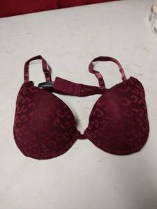 lot 7506 image: iris Lilly maroon bra 36b