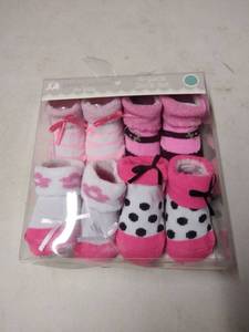 lot 7553 image: Petite Lamour Baby Girls 4-pk. Prim & Proper Socks One Size Pinkwhiteblack