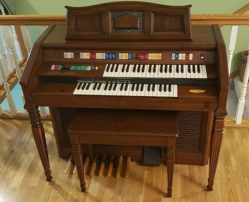 Wurlitzer Total Tone elèctric personalitzatWurlitzer Total Tone elèctric personalitzat  