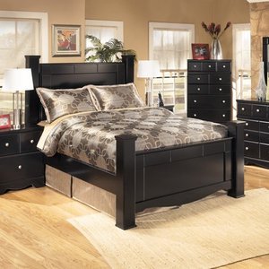 lot 6641 image: Ashley Furniture Signature Design - Shay Queen Poster Rails - Component Piece - Almost Black