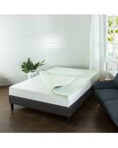 lot 6638 image: Zinus 1.5 Inch Swirl Gel Memory Foam Air Flow Topper, Twin