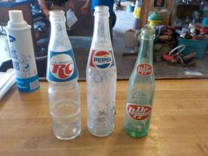 lot 5760 image: lot of 3 vintage soda bottles