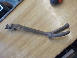 lot 5776 image: hand brake lever