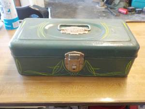 lot 5778 image: pinstriped tool tackle box
