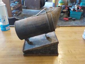 lot 5779 image: bee keeper smoker