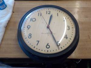 lot 5803 image: vintage domed glass clock