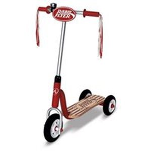 lot 4040 image: Radio Flyer Little Scooter