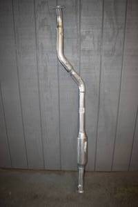 lot 29 image: Auto Part Intermediate Exhaust Resonator MN156747