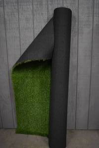 lot 40 image: Artificial Grass Rug 6 x 8