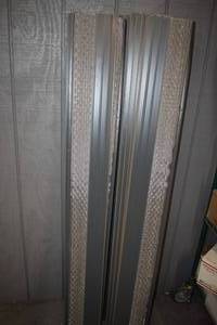 lot 56 image: 22 Pieces Gutter Guard 5 Foot