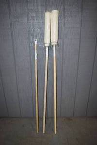 lot 60 image: Mops and Dustmops