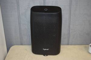 lot 139 image: Hysure Dehumidifier Model T8 Plus