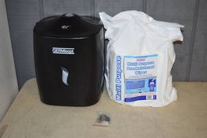 lot 155 image: Germisept Dispenser  800 Wipes