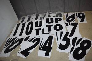 lot 175 image: 6 Sign Number Kits