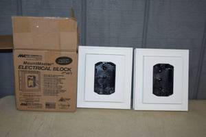 lot 179 image: Mount Master Electrical Block White 2 Pack