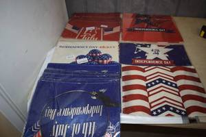 lot 411 image: 11 Patriotic 4th of July Double Sided Burlap Garden Flags 12.5 x 18.5