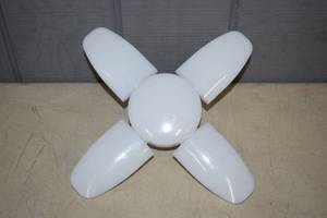 lot 319 image: 60 W LED Adjustable Bulb Medium Base 14 Diameter