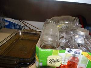 lot 3158 image: Two Glass Baking dishes and Glass Mason Jars