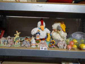 lot 3153 image: Lot of Easter Decorations