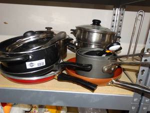 lot 3151 image: Lot of Various Pots and Pans