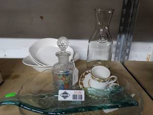 lot 3139 image: Lot of home decor items