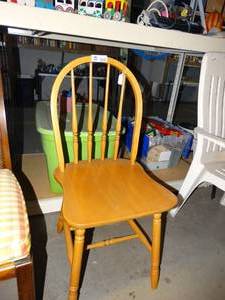 lot 3106 image: Wood dining chair