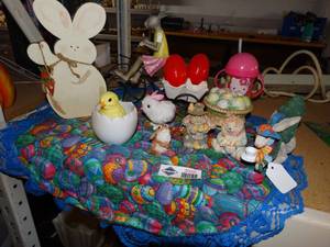 lot 3059 image: Easter decor