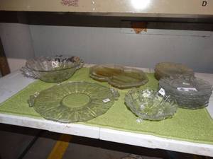 lot 3027 image: Glass plates bowls platters & misc.