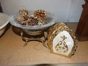 lot 3045 image: Home decor lot