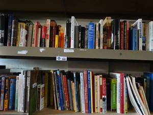 lot 3032 image: HUGE lot of assorted paper back & hard cover books