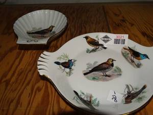 lot 3021 image: 2 pcs Bird design fireproof china