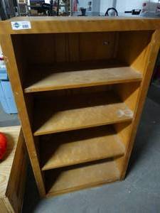 lot 2932 image: Wood bookshelf